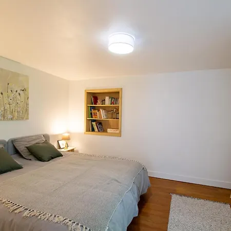 Сasa de vacaciones Maison Climatisée Avec Jardin Au Cœur De - Fr-1-616-399 Sarlat