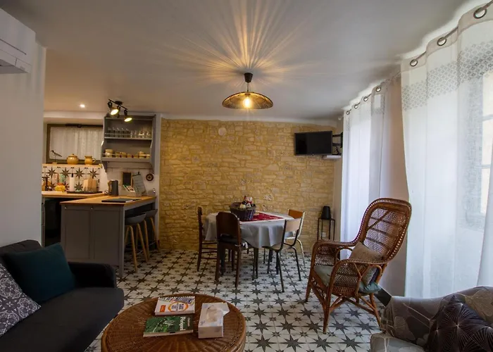 Prázdninový dům Maison Climatisee Avec Jardin Au Coeur De - Fr-1-616-399 *