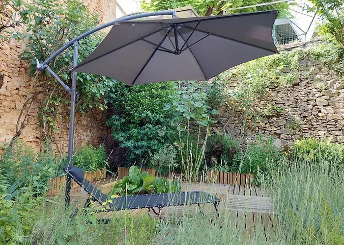 Maison Climatisee Avec Jardin Au Coeur De - Fr-1-616-399 Sarlat-la-Canéda